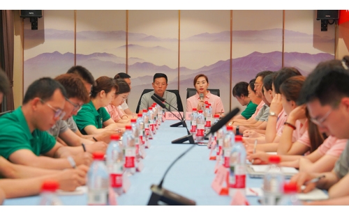 錨定目標再出發(fā)——公司召開2025年中復(fù)盤總結(jié)會議